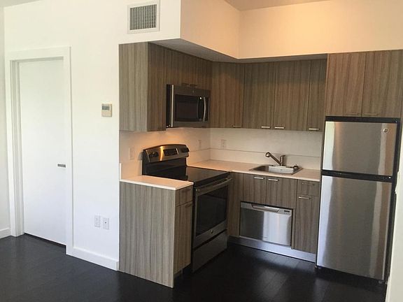 4th image of 551 Michigan Ave #224