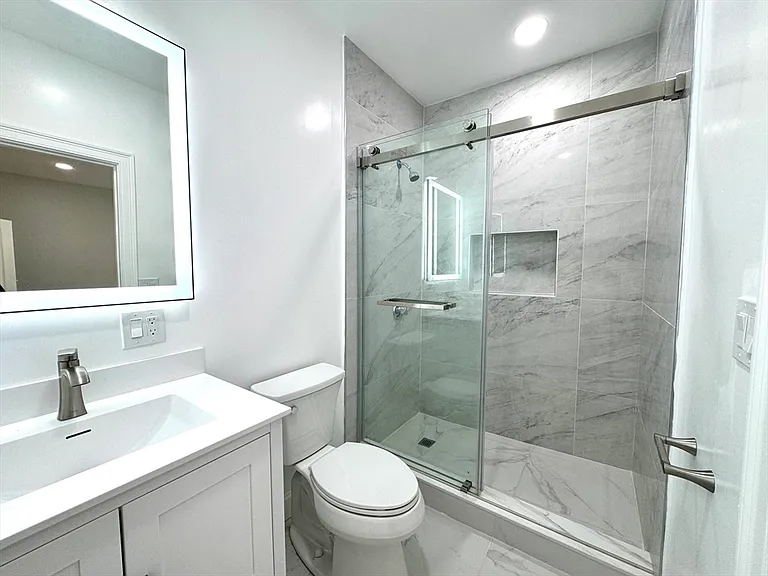 56 Pinckney St #1 — Photo 8