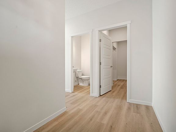 3rd image of 20739 24th Ave NW