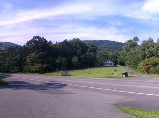 9077 Rockfish Gap Tpke, Afton, VA 22920