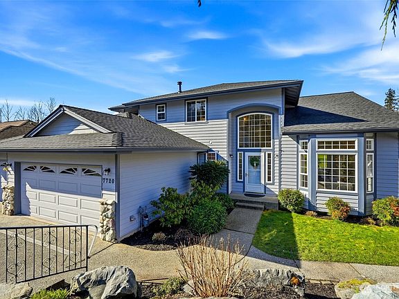 2nd image of 7720 72nd Drive NE