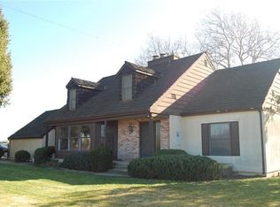 5336 E Woodbridge Rd, Acampo, CA 95220