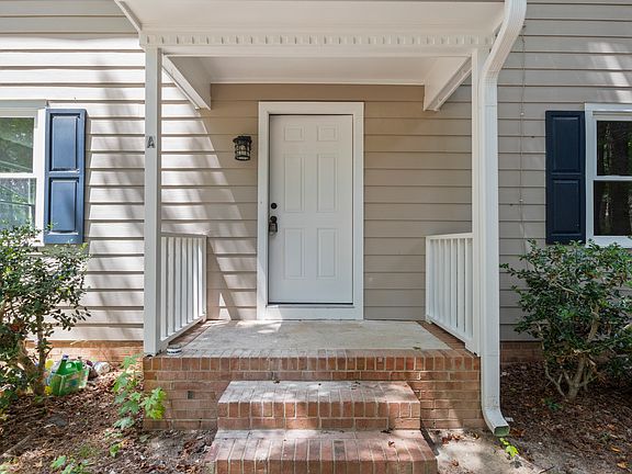2nd image of 2200 Caroline Dr #A