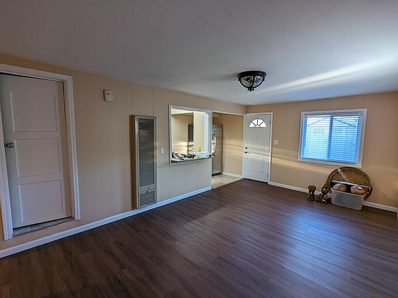 3rd image of 1579 Curtner Ave #B