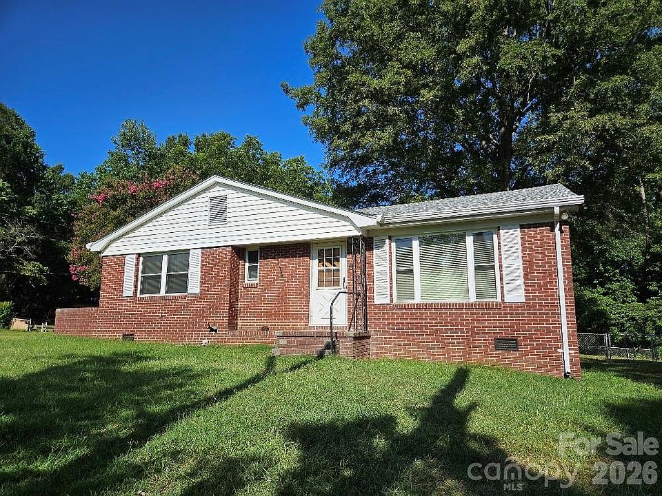 1st image of 1210 Westover Cir #30