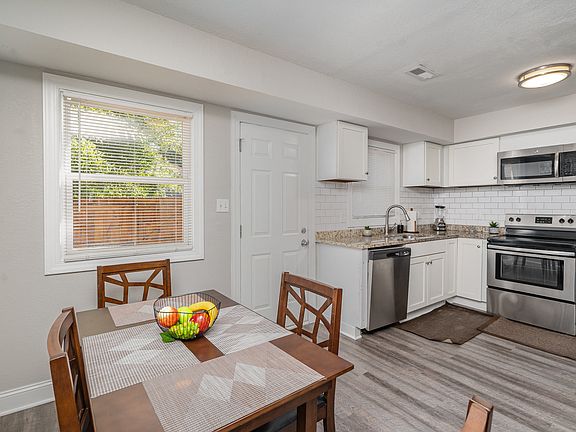 3rd image of 1512 Seigle Ave APT 4