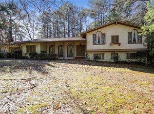 7975 Innsbruck Dr, Sandy Springs, GA 30350
