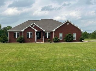 254 Lindsey Cemetery Rd, Hackleburg, AL 35564