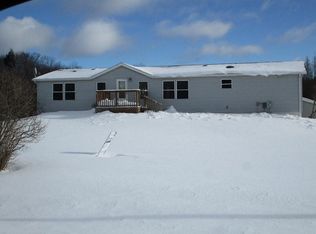 707 Chester Rd, Gaylord, MI 49735