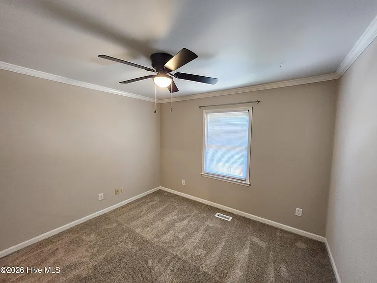 624 Crown Point Dr — Photo 20