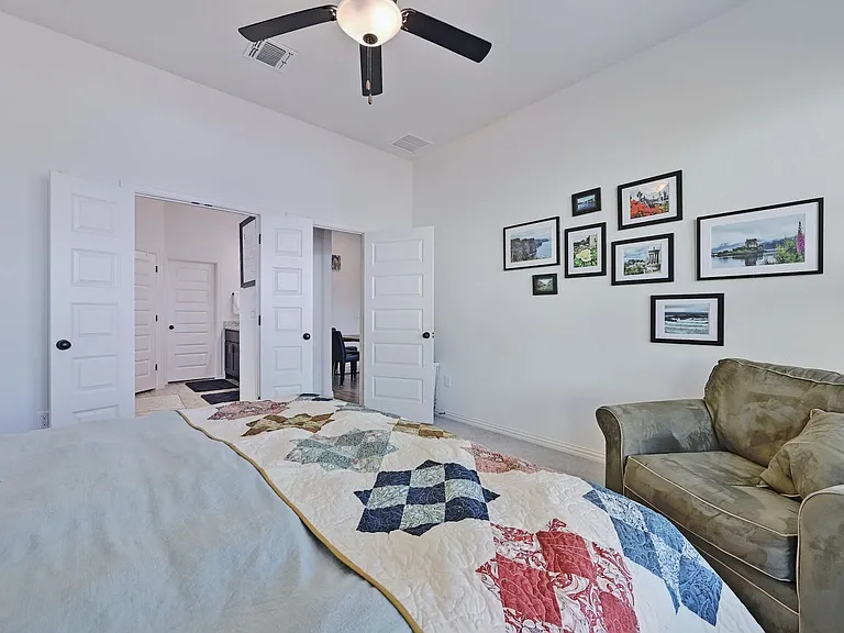 13004 Bloomington Dr — Photo 15