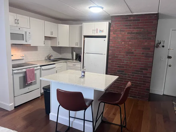 25 Homer Ave APT 24, Cambridge, MA 02138