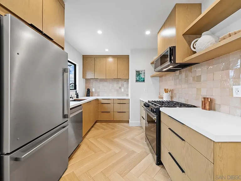 7374 Bishops Ln — Photo 15