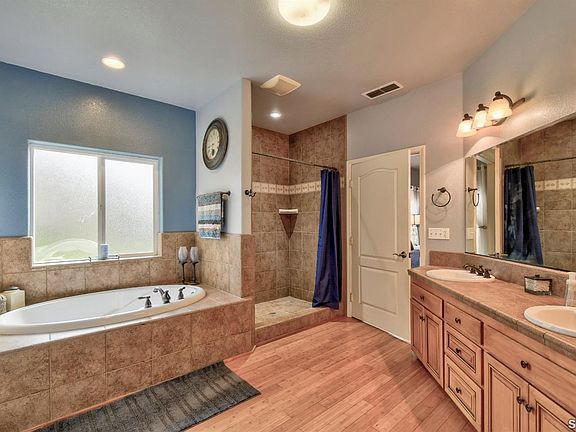 3rd image of 6265 Sandstone Ln