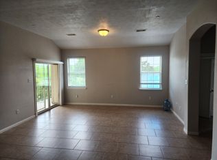 811 Lawson Rd APT 3, Rosharon, TX 77583