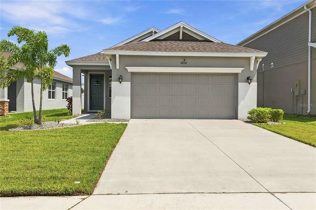 3 bed, 2.0 bath, 1626 sqft, $2,250 — Photo 1