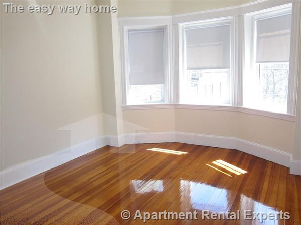 155 Summer St APT 1R
