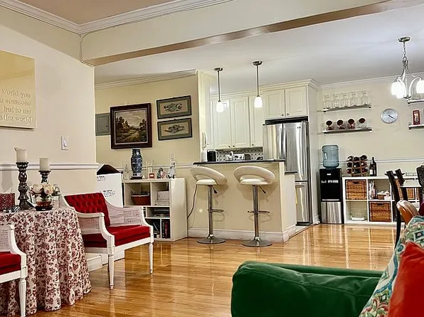 41-50 78th St APT 222, Queens, NY 11373