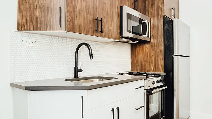 Rented by Nooklyn NYC LLC | media 61