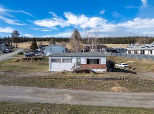 400 Fir Ave, Clinton, BC V0K1K0