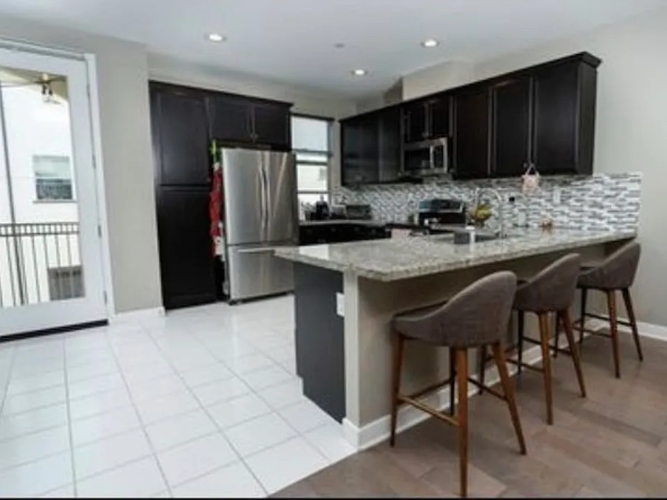9315 Alondra Blvd #4