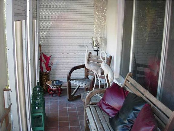 4th image of 5625 NE 5th Ter