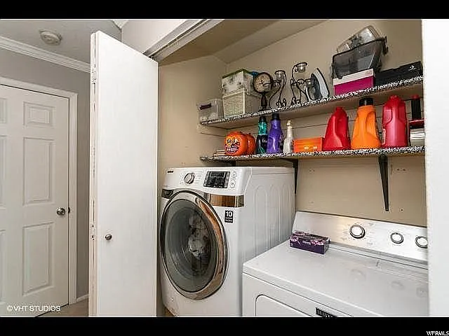390 W 770 N — Photo 18