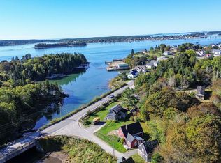 8 Island St, Jonesport, ME 04649