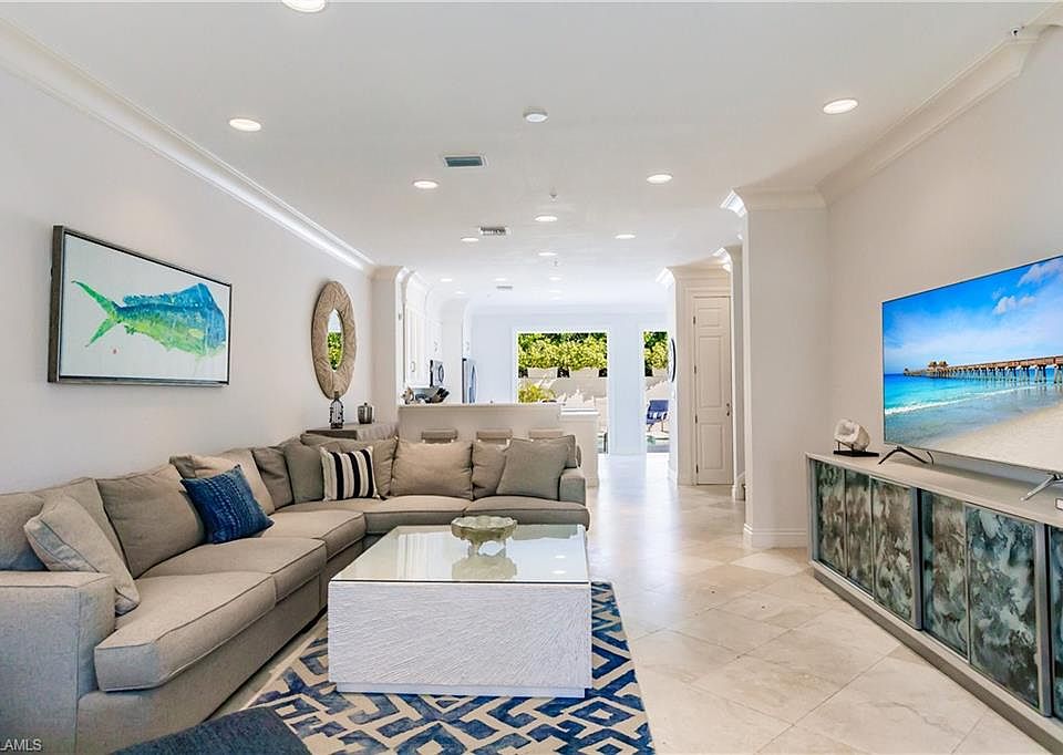 2nd image of 165 5th ST S #3