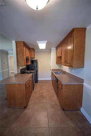 1 bed, 1.0 bath, 704 sqft, $900 — Photo 4