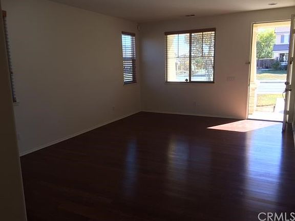 3rd image of 26492 Butternut Ln