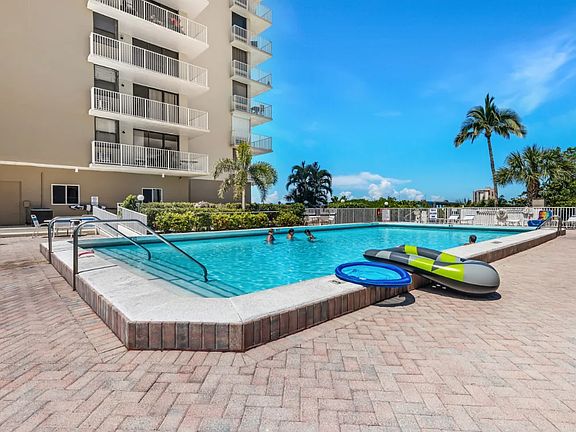 4th image of 8701 Estero Blvd Unit 501