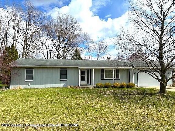 2nd image of 1584 Stonehaven Dr