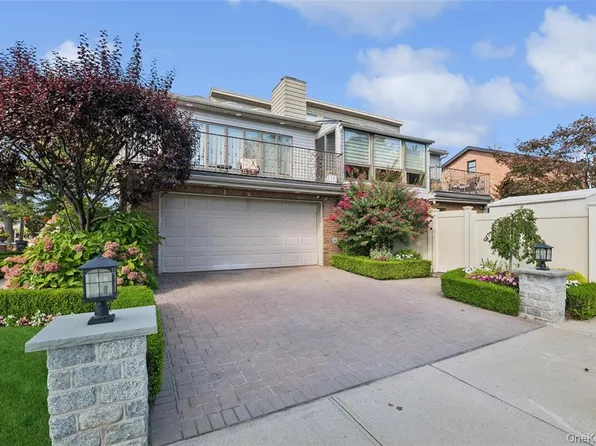 164-53 85th Street image 5 of 40