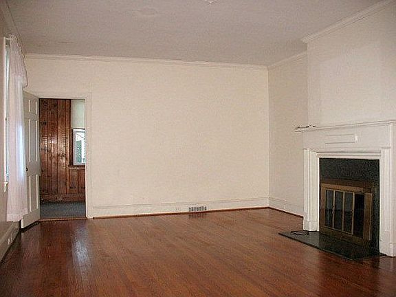 5th image of 139 Clarendon Cir