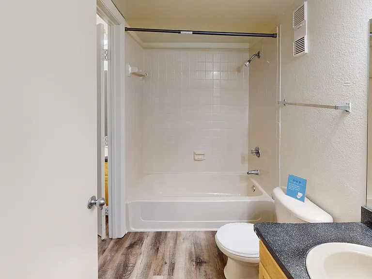 Lakewood Place — Photo 96