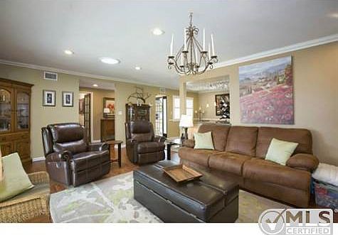 5th image of 8042 June Lake Dr