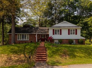 80 Woodland Dr, Madison, WV 25130