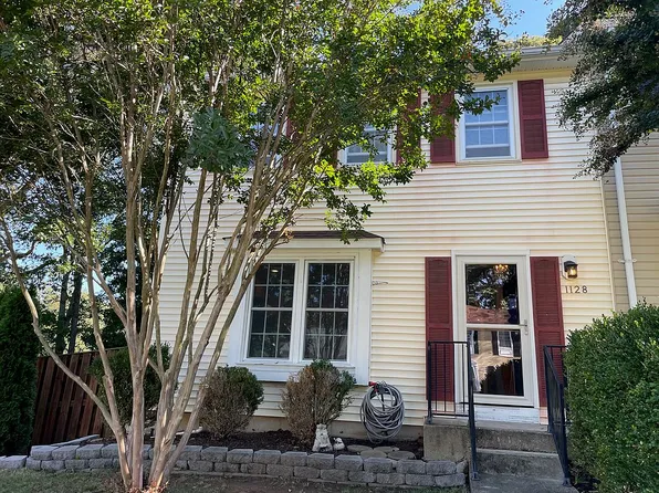 1128 Riverboat Ct, Annapolis, MD 21409