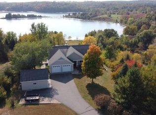 807 165th Ave, New Richmond, WI 54017