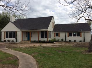 503 W Main St, Weimar, TX 78962