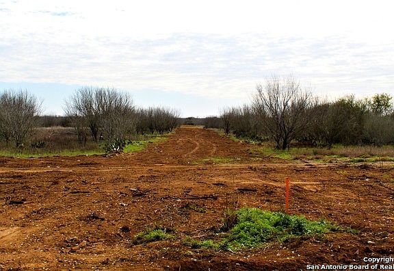 3rd image of 706 County Road 2530