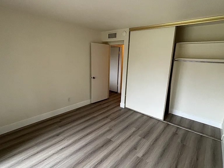 7206 N Via De Paesia — Photo 21