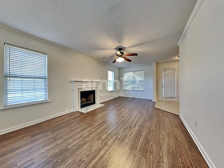 3226 Silver Spur Ct — Photo 4