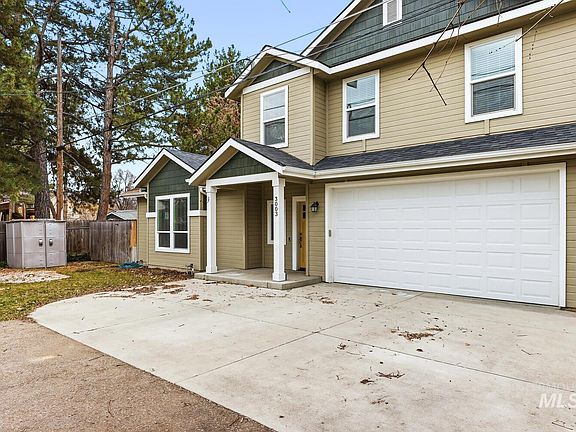 2nd image of 3003 W Moore St