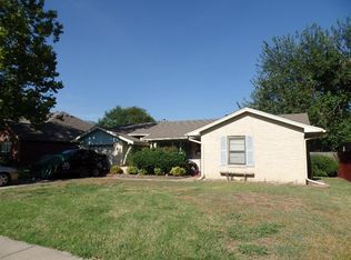 1326 Flamingo Ln, Garland, TX 75042