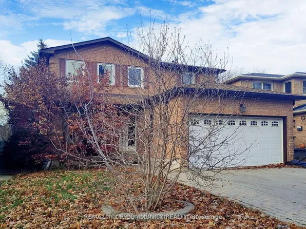52 McCallum Dr, Richmond Hill, ON L4C 7S8