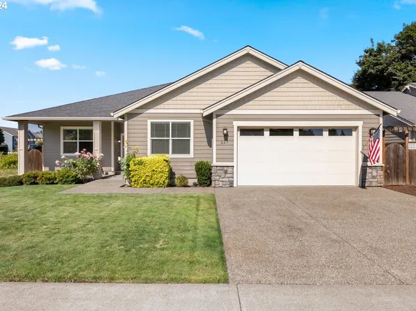 627 NE 22nd Ave, Canby, OR 97013