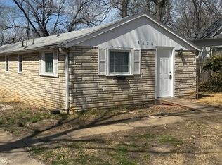 2625 SW Central Park Ave, Topeka, KS 66611