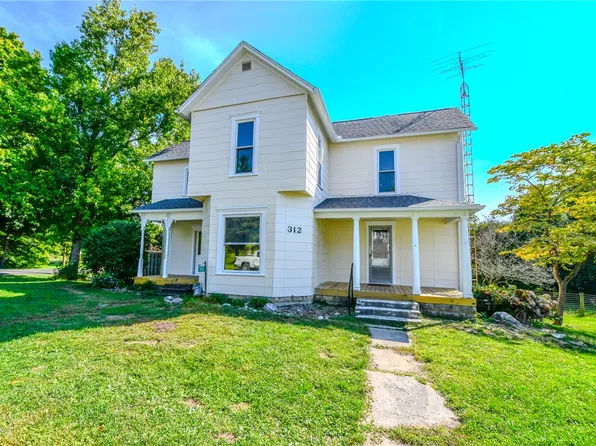 312 N Monroe St, Christiansburg, OH 45389